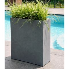 Jardinière  haute rectangulaire en résine 